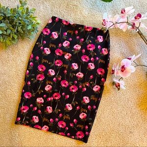 White House Black Market Pencil Skirt